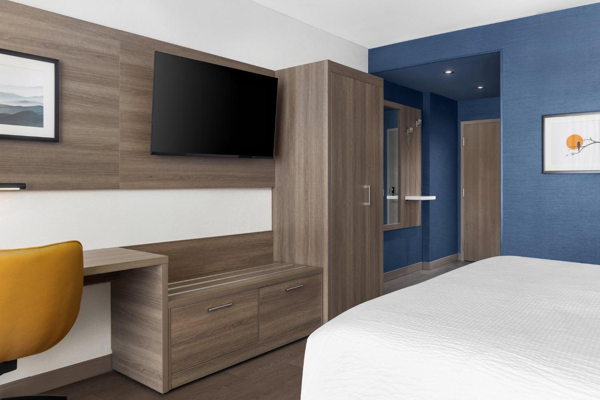 Standard Zimmer mit Kingsize-Bett
